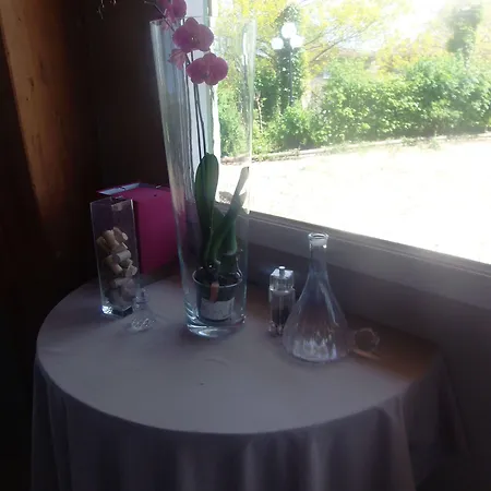 Le Saint Pierre Hotel Moncoutant