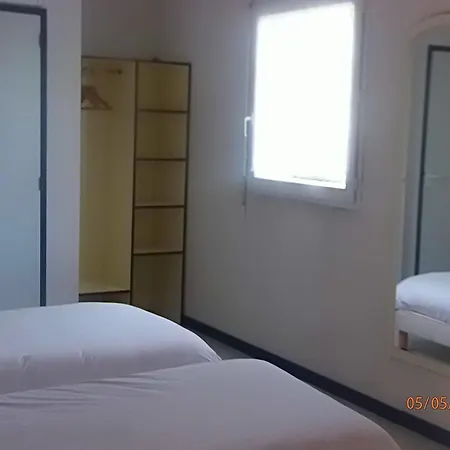 Le Saint Pierre Hotel Moncoutant