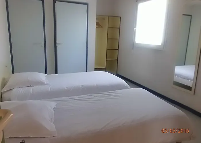 Le Saint Pierre Hotel